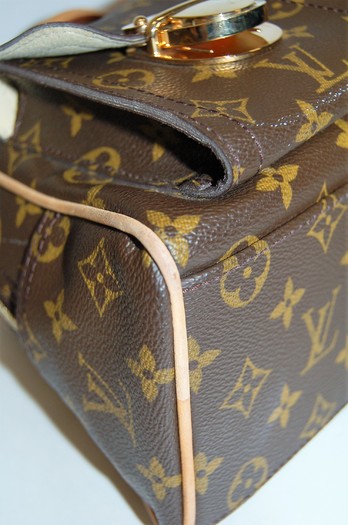 LOUIS VUITTON Monogram Manhattan PM 1225208