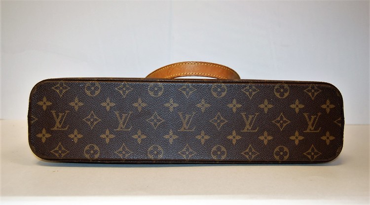 Louis Vuitton Monogram Luco Tote (SHG-35653) – LuxeDH