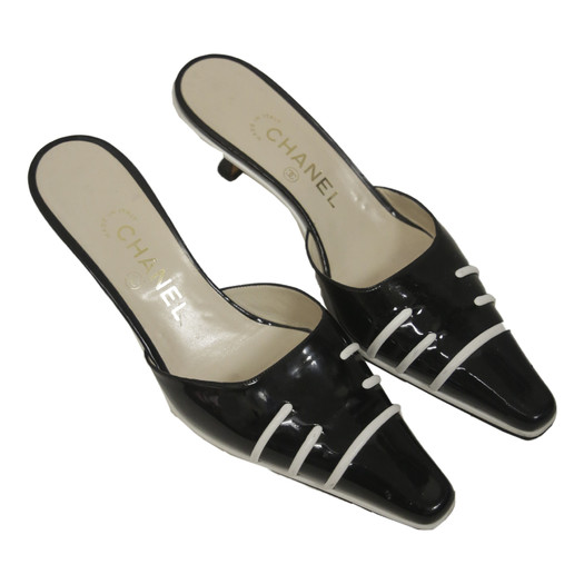 Vintage Ladies Chanel Shoes Size 39