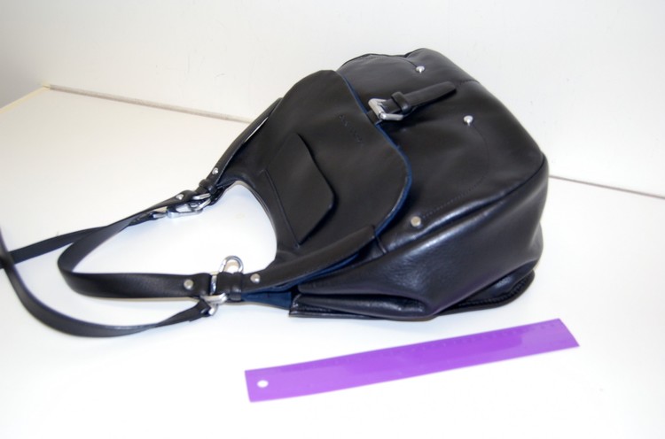 Longchamp Balzane Leather Hobo Bag for Sale in Winchester, CA