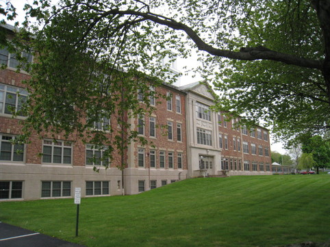 Woodrow Wilson Apartments, #10 Woodrow Wilson Apartments, #10