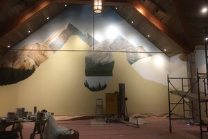 Indoor Taxidermy Trophy Room Mountain Build