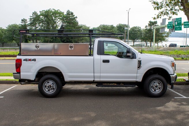 WEATHER GUARD Hi-Side Toolboxes on a Ford F-350